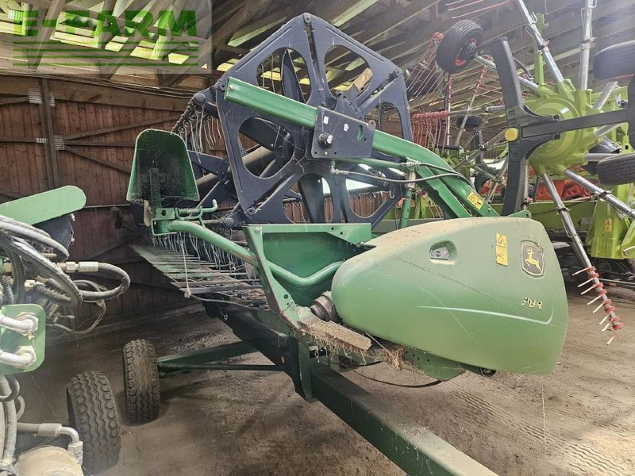 John Deere 618r + transportwagen - Biçerdöver tablası: fotoğraf 2 John Deere 618r + transportwagen - Biçerdöver tablası: fotoğraf 2