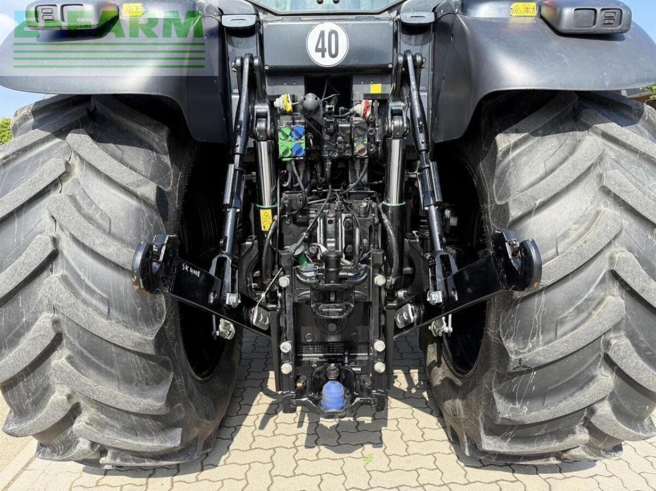 John Deere 6195m black - Traktör: fotoğraf 5 John Deere 6195m black - Traktör: fotoğraf 5