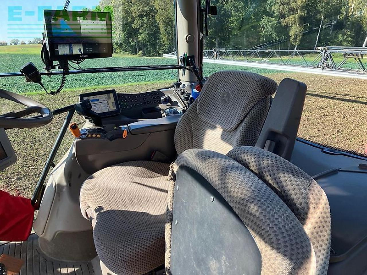 John Deere 6210r *direct drive* - Traktör: fotoğraf 4 John Deere 6210r *direct drive* - Traktör: fotoğraf 4