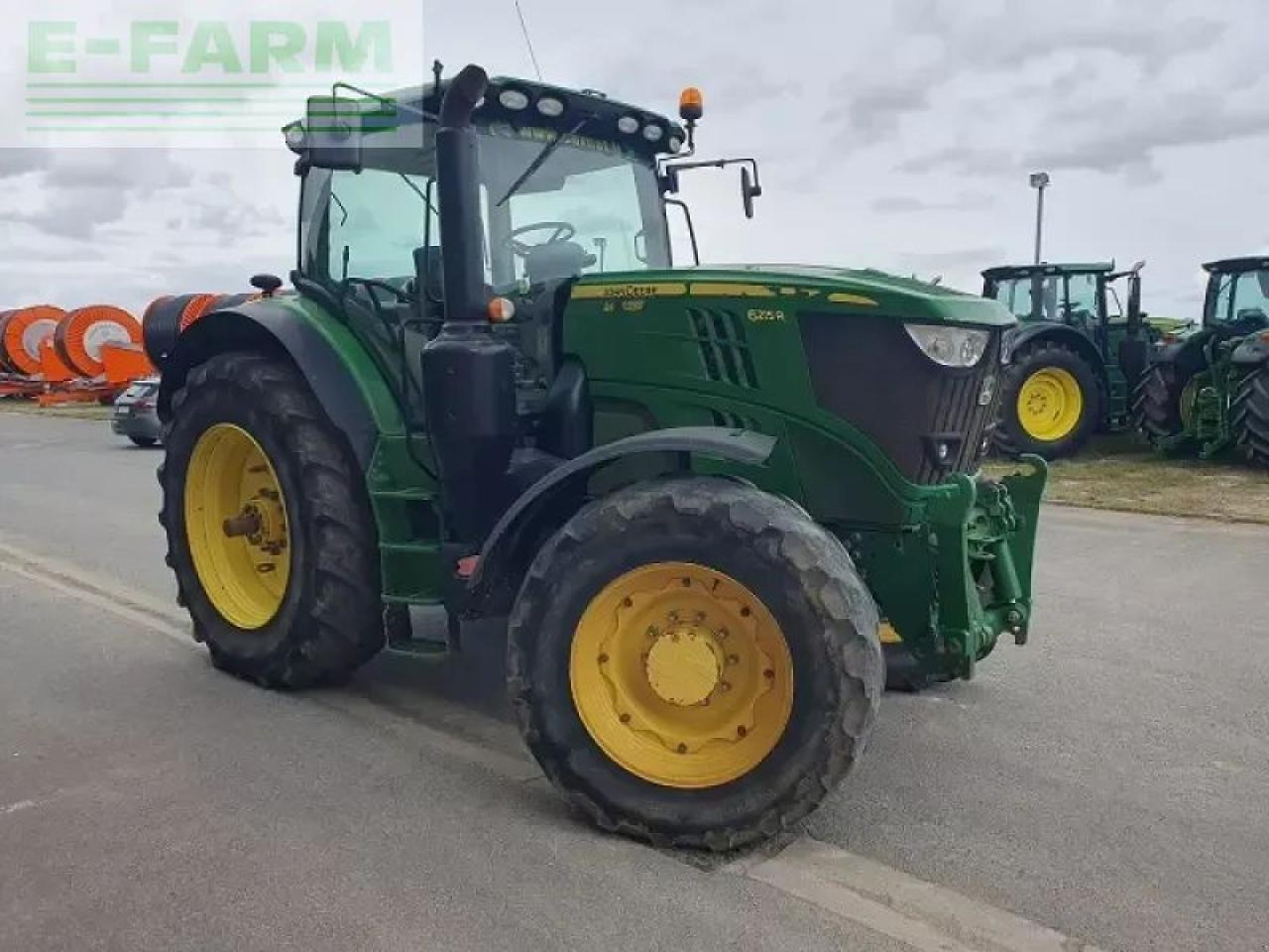 John Deere 6215r - Traktör: fotoğraf 2 John Deere 6215r - Traktör: fotoğraf 2