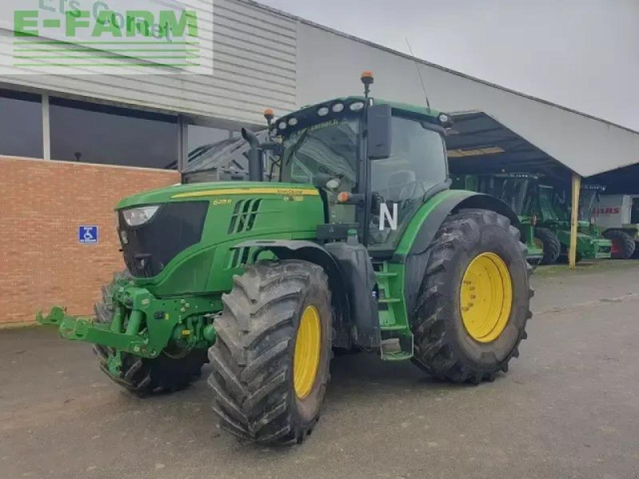 John Deere 6215r - Traktör: fotoğraf 1 John Deere 6215r - Traktör: fotoğraf 1
