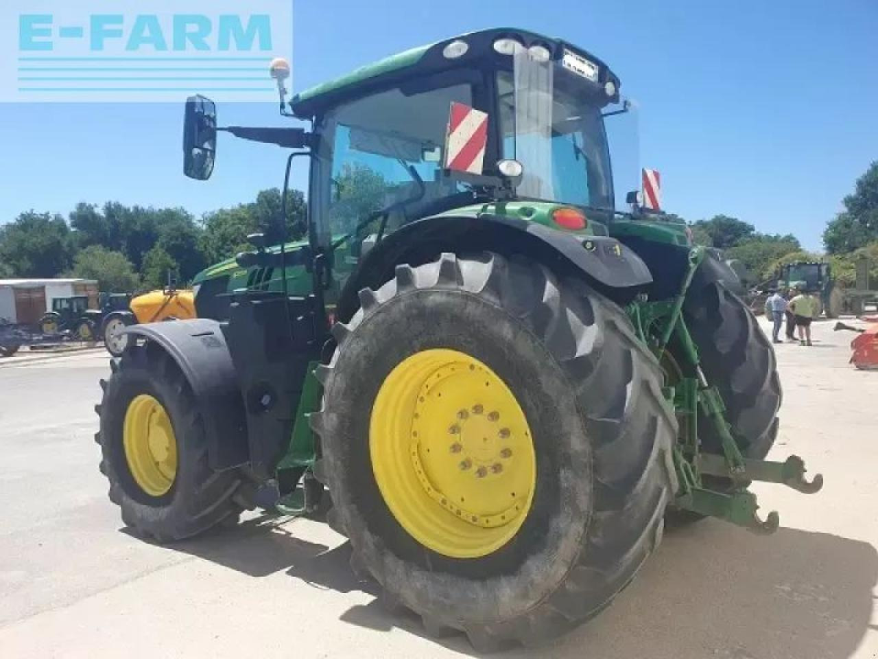 John Deere 6215r - Traktör: fotoğraf 3 John Deere 6215r - Traktör: fotoğraf 3