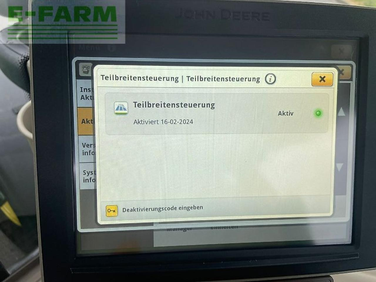 Traktör John Deere 6215r: fotoğraf 17
