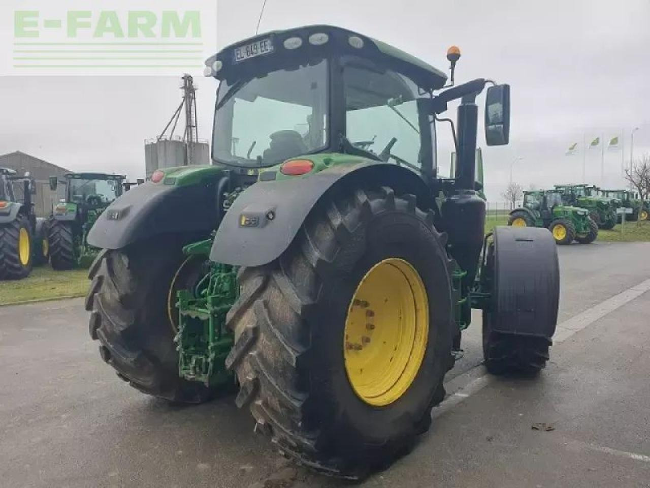 John Deere 6215r - Traktör: fotoğraf 3 John Deere 6215r - Traktör: fotoğraf 3