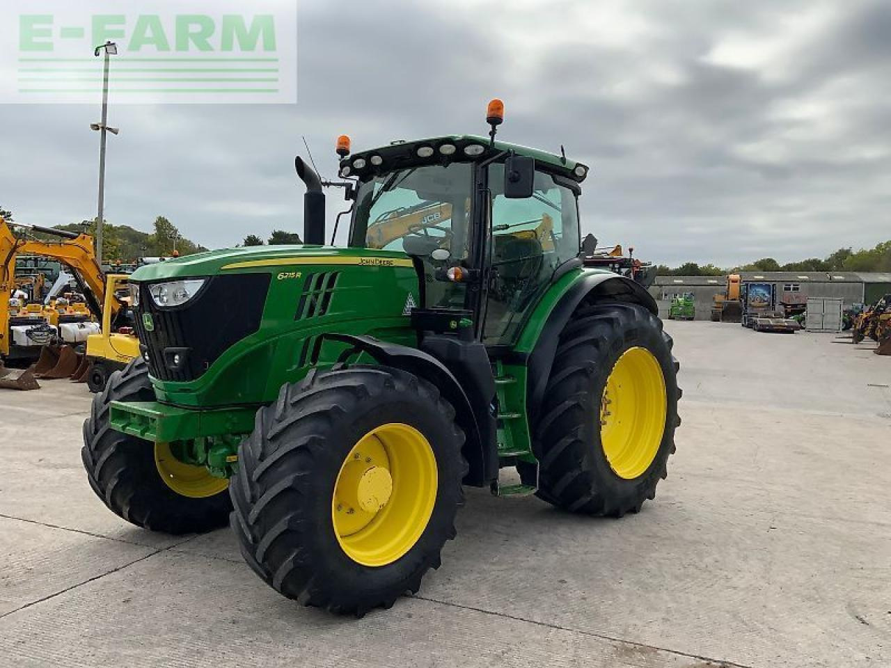 John Deere 6215r tractor (st24428) - Traktör: fotoğraf 5 John Deere 6215r tractor (st24428) - Traktör: fotoğraf 5