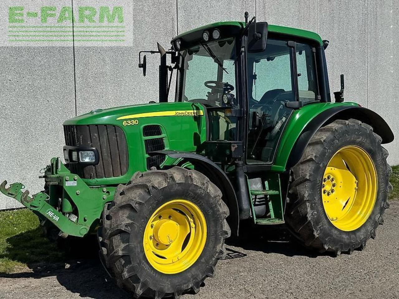 John Deere 6330 - Traktör: fotoğraf 1 John Deere 6330 - Traktör: fotoğraf 1