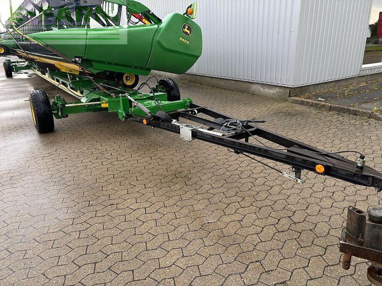 John Deere 640d - Silaj makinesi aksesuarları: fotoğraf 4 John Deere 640d - Silaj makinesi aksesuarları: fotoğraf 4