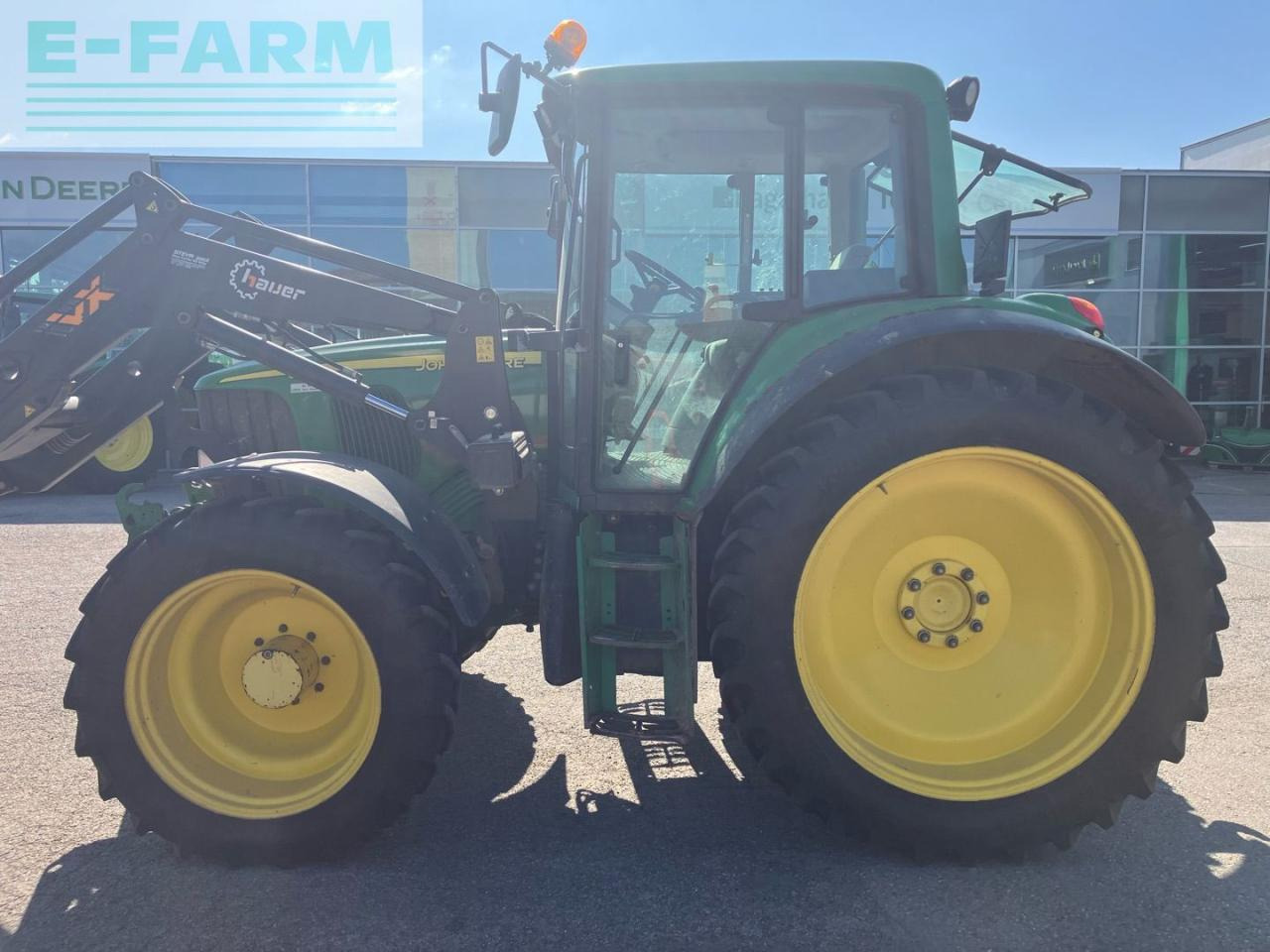 John Deere 6420 - Traktör: fotoğraf 2 John Deere 6420 - Traktör: fotoğraf 2