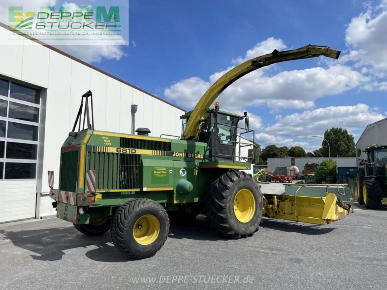 John Deere 6810 mit gebiss - Silaj makinesi: fotoğraf 5 John Deere 6810 mit gebiss - Silaj makinesi: fotoğraf 5