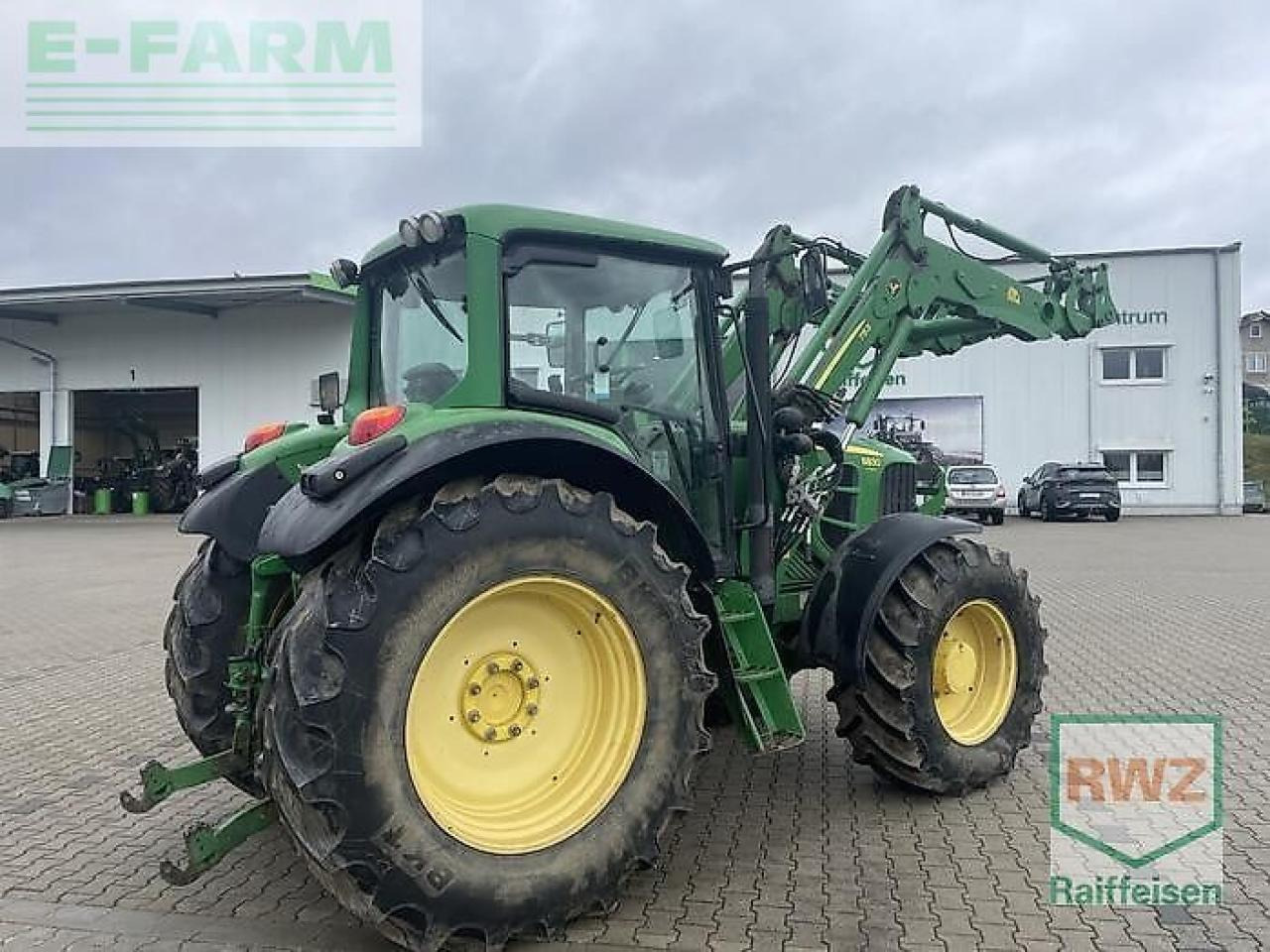 John Deere 6830 Premium - Traktör: fotoğraf 5 John Deere 6830 Premium - Traktör: fotoğraf 5