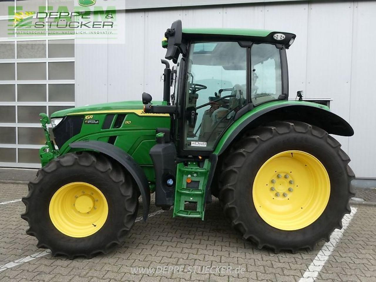 John Deere 6r 110 - Traktör: fotoğraf 1 John Deere 6r 110 - Traktör: fotoğraf 1