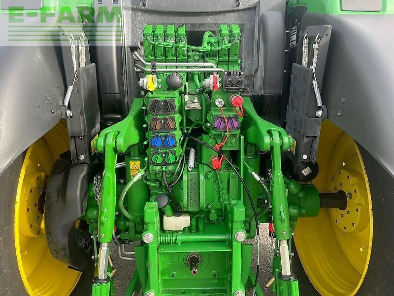 John Deere 6r155 / 6r 155 - Traktör: fotoğraf 5 John Deere 6r155 / 6r 155 - Traktör: fotoğraf 5