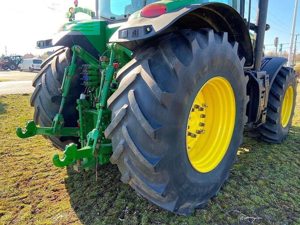 Traktör John Deere 7230r: fotoğraf 25