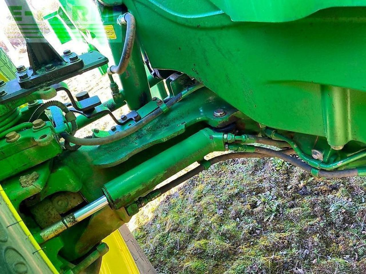 Traktör John Deere 7230r: fotoğraf 31