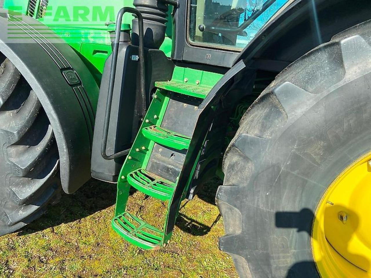 Traktör John Deere 7230r: fotoğraf 17