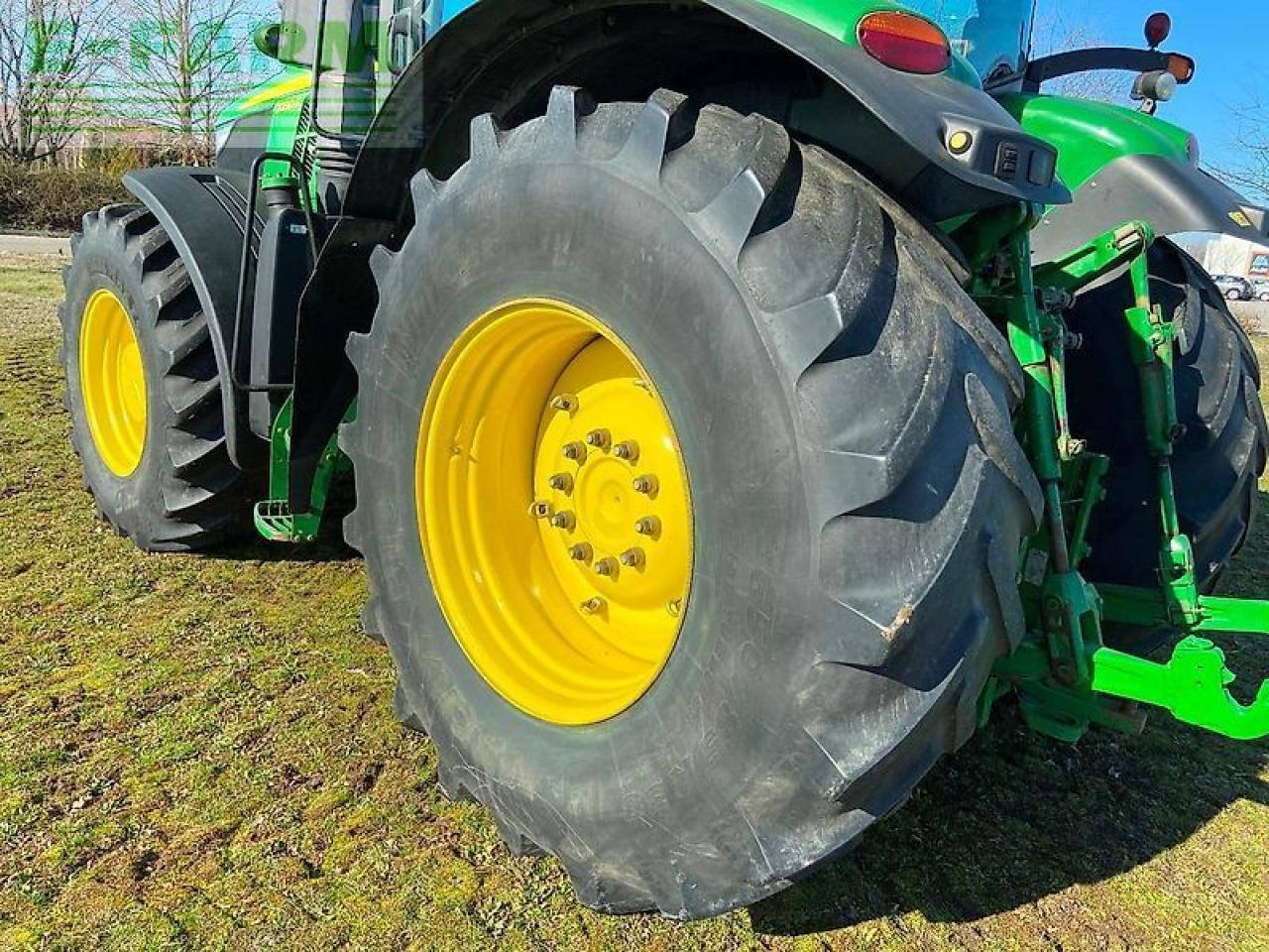 Traktör John Deere 7230r: fotoğraf 18