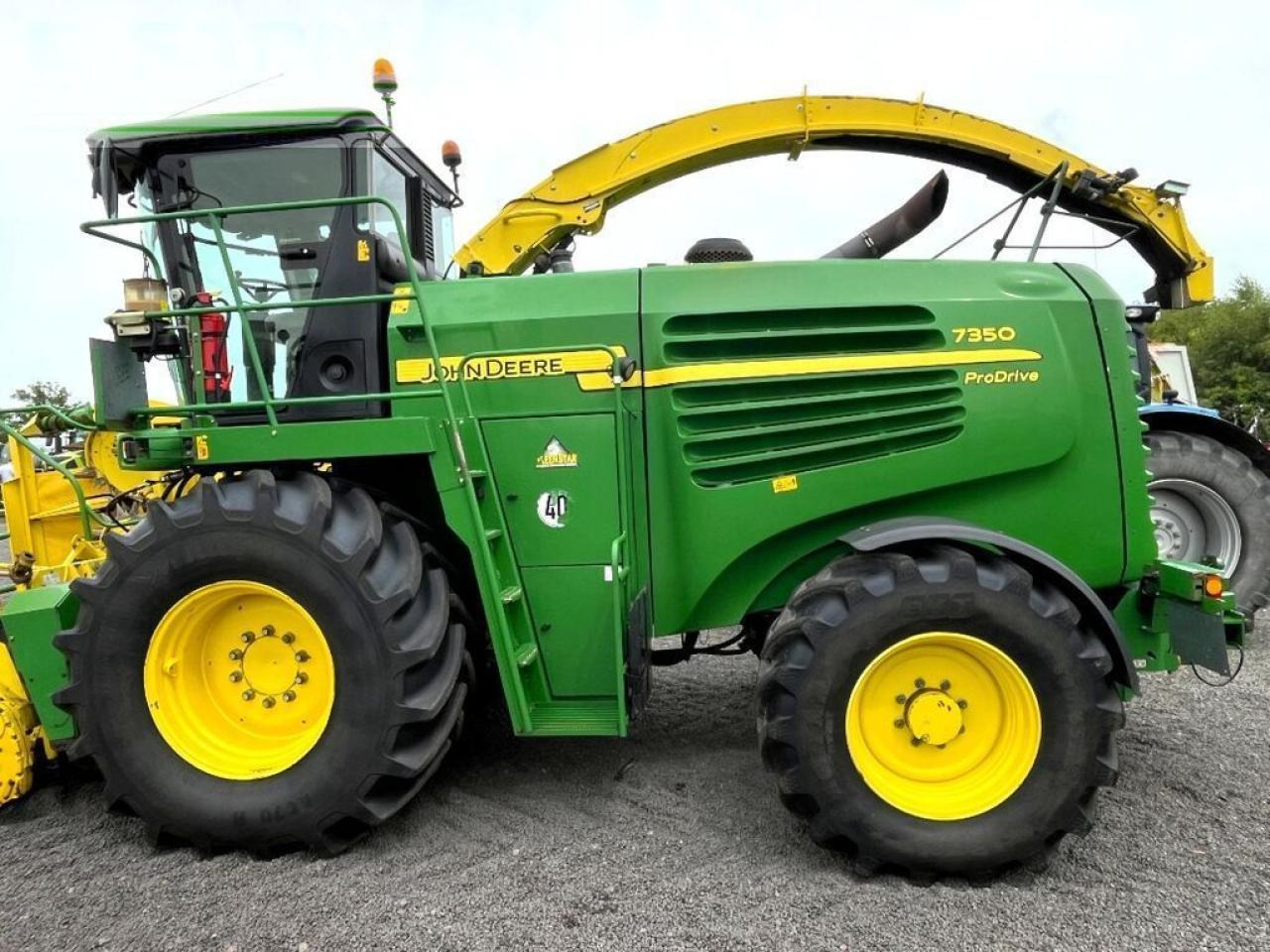 John Deere 7350 prodrive, allrad, 40 km/h, kemper 360, pick - Silaj makinesi: fotoğraf 3 John Deere 7350 prodrive, allrad, 40 km/h, kemper 360, pick - Silaj makinesi: fotoğraf 3