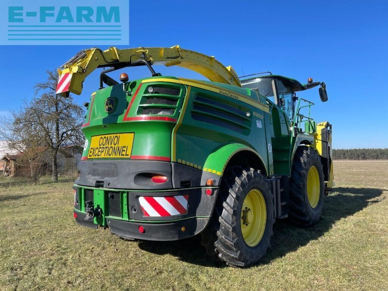 John Deere 8300 - Silaj makinesi: fotoğraf 5 John Deere 8300 - Silaj makinesi: fotoğraf 5