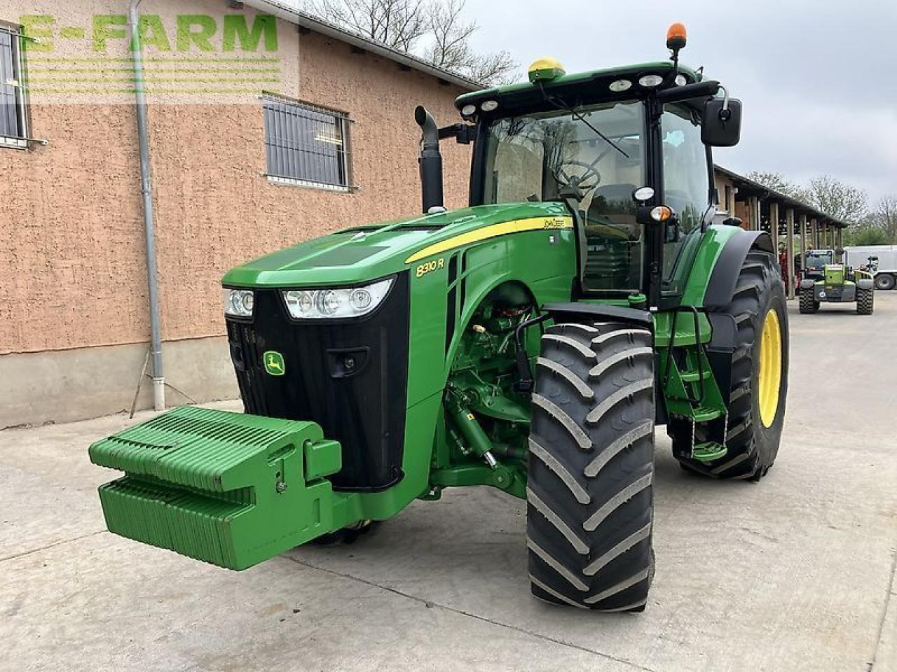 John Deere 8310r powr shift *motor neu* - Traktör: fotoğraf 2 John Deere 8310r powr shift *motor neu* - Traktör: fotoğraf 2