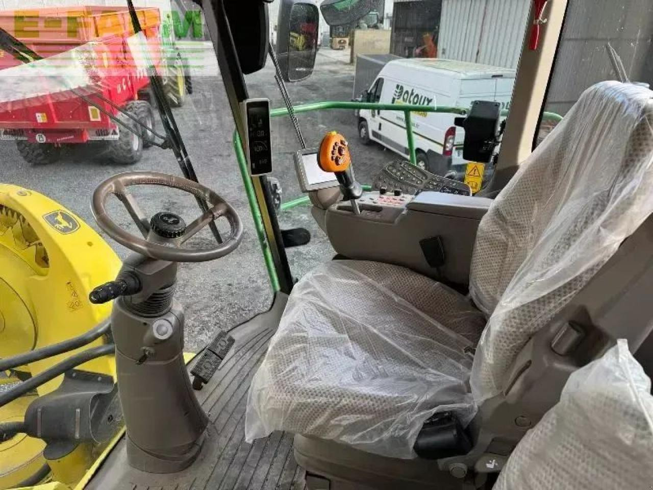 Silaj makinesi John Deere 8400: fotoğraf 10 Silaj makinesi John Deere 8400: fotoğraf 10