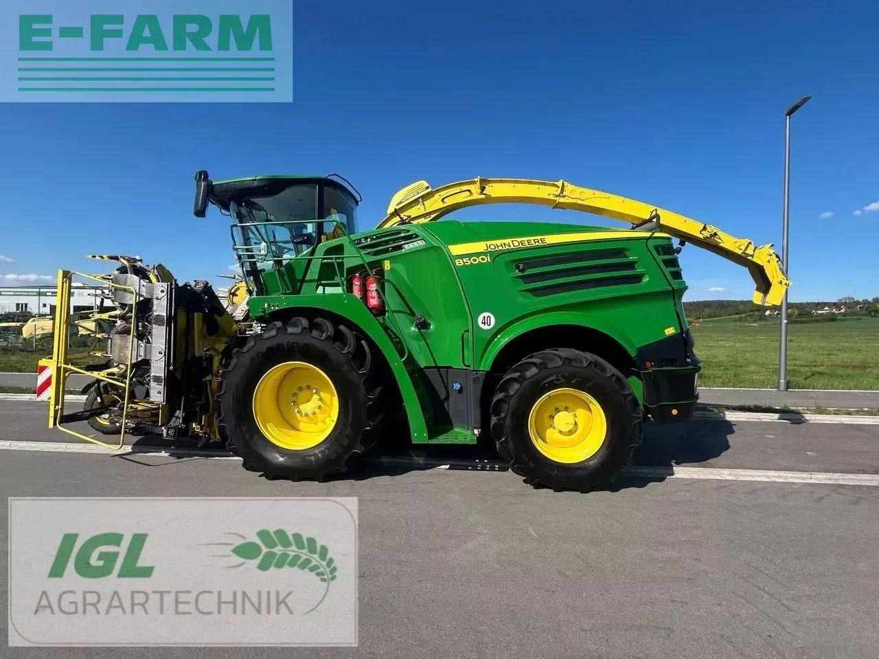 John Deere 8500i - Silaj makinesi: fotoğraf 3 John Deere 8500i - Silaj makinesi: fotoğraf 3