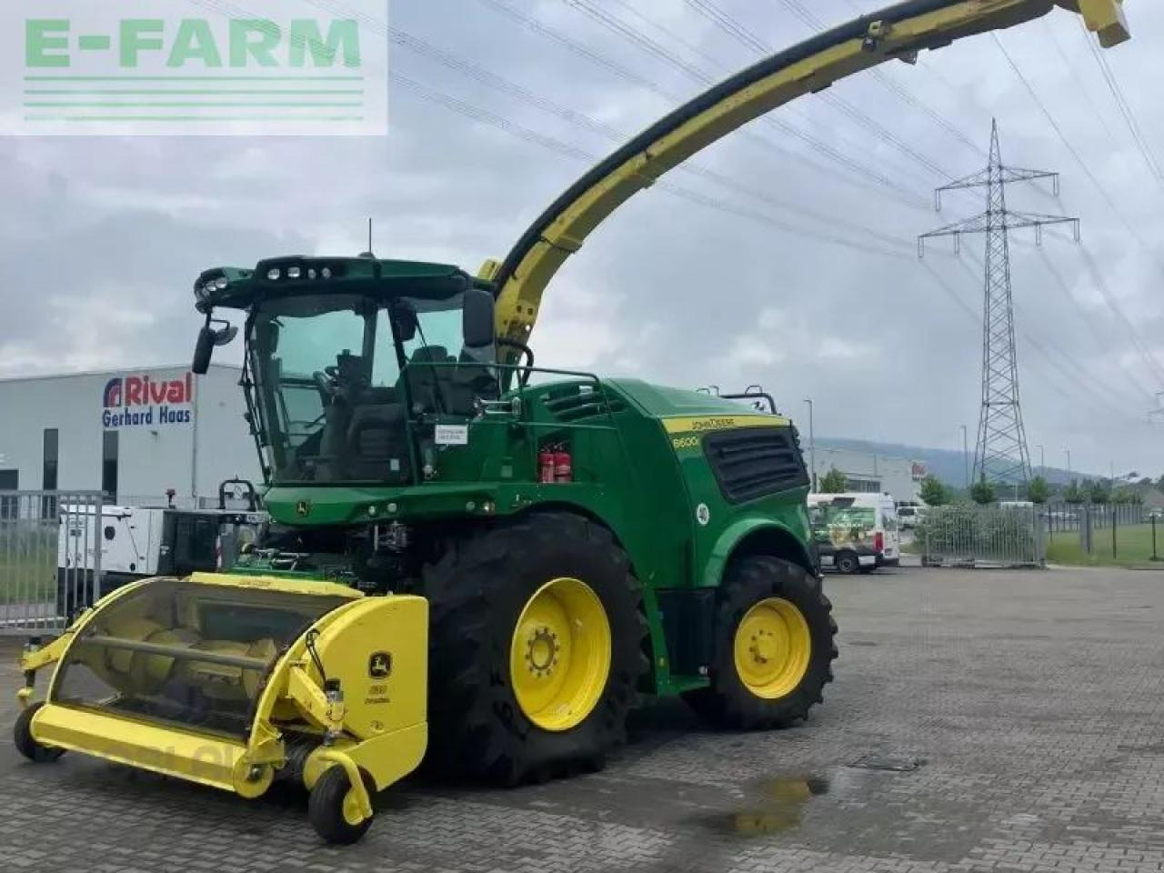 John Deere 8600i - Silaj makinesi: fotoğraf 2 John Deere 8600i - Silaj makinesi: fotoğraf 2