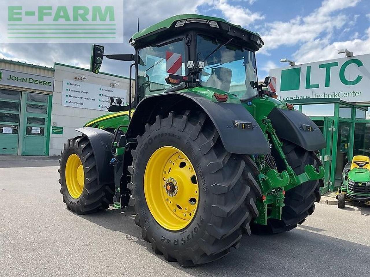 John Deere 8r340 - Traktör: fotoğraf 4 John Deere 8r340 - Traktör: fotoğraf 4