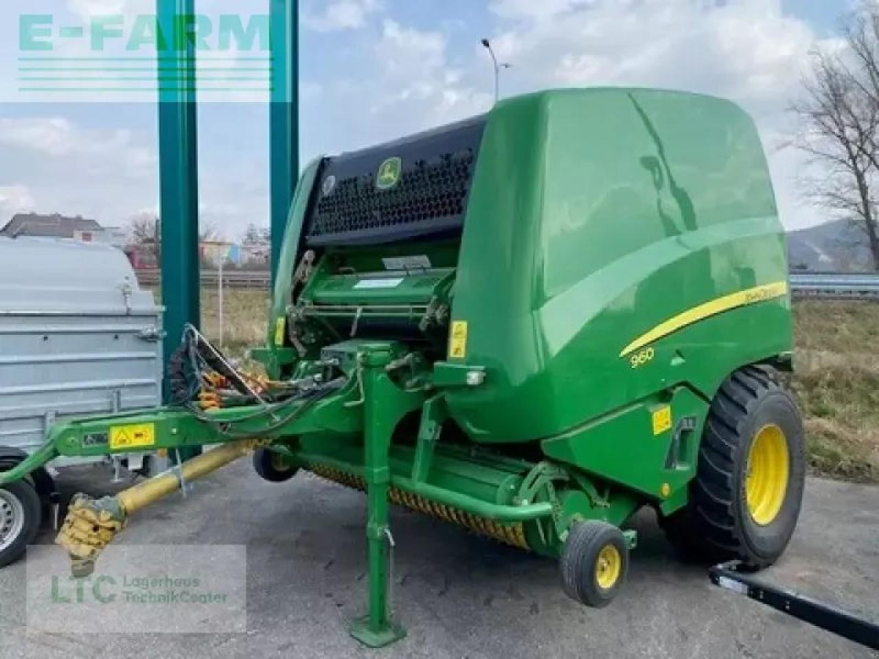 John Deere 960 - Kare balya makinesi: fotoğraf 1 John Deere 960 - Kare balya makinesi: fotoğraf 1