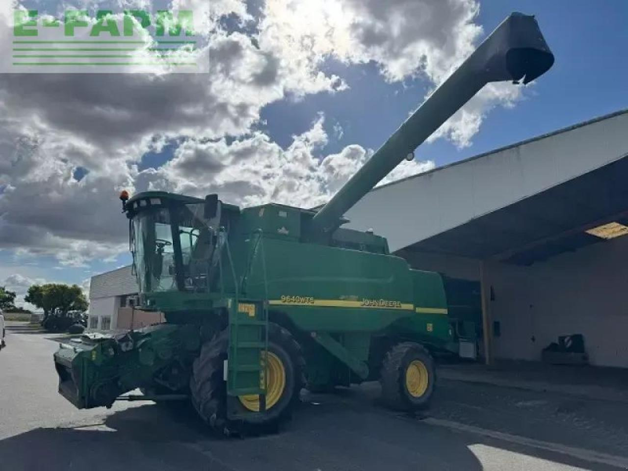 John Deere 9640 wts - Biçerdöver: fotoğraf 1 John Deere 9640 wts - Biçerdöver: fotoğraf 1