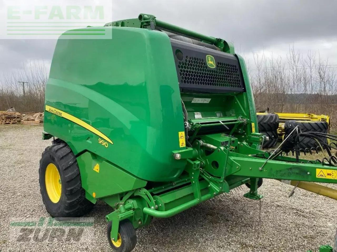 John Deere 990 premium - Kare balya makinesi: fotoğraf 1 John Deere 990 premium - Kare balya makinesi: fotoğraf 1
