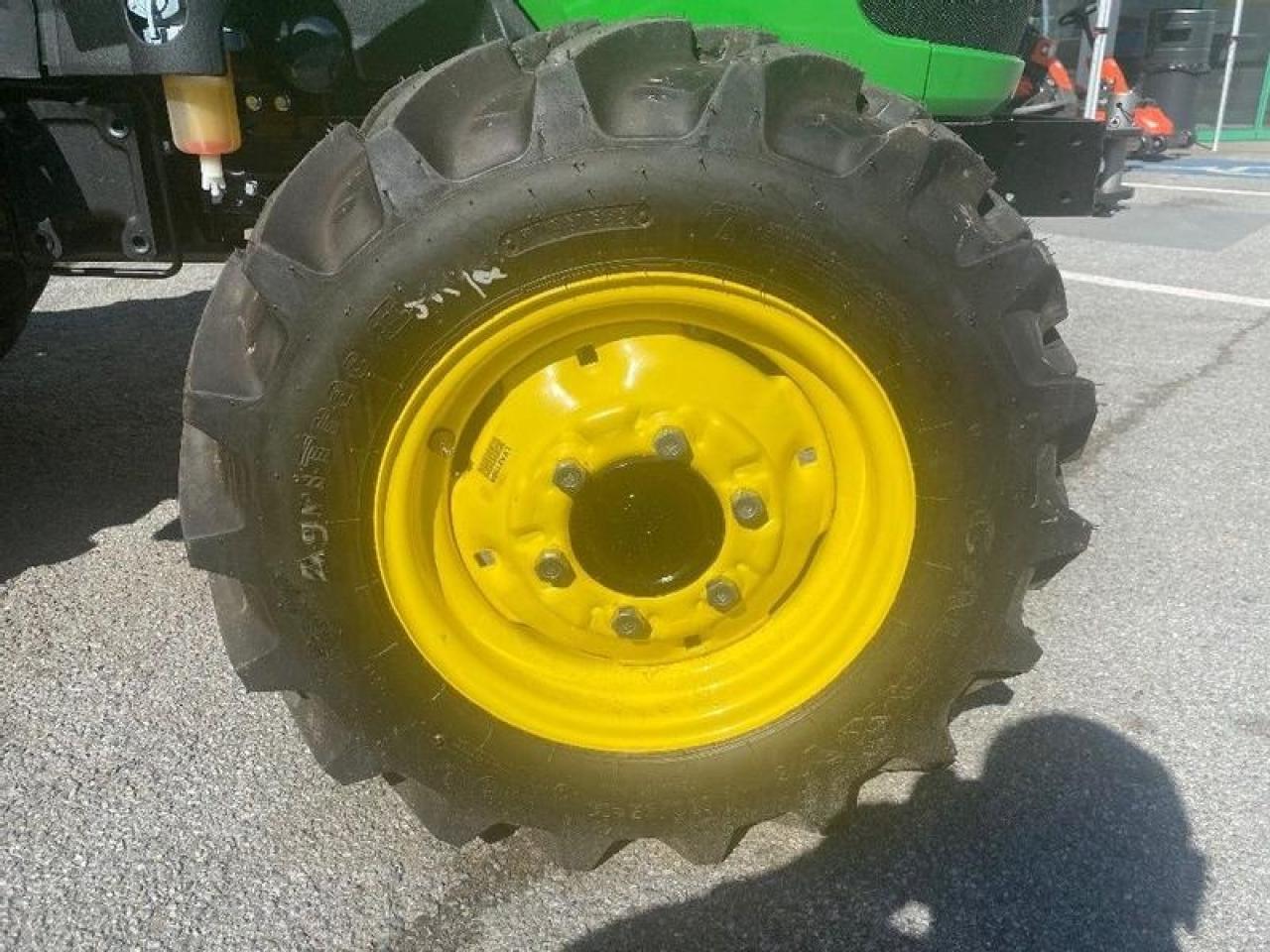 John Deere kompakttraktor - Küçük traktör: fotoğraf 2 John Deere kompakttraktor - Küçük traktör: fotoğraf 2