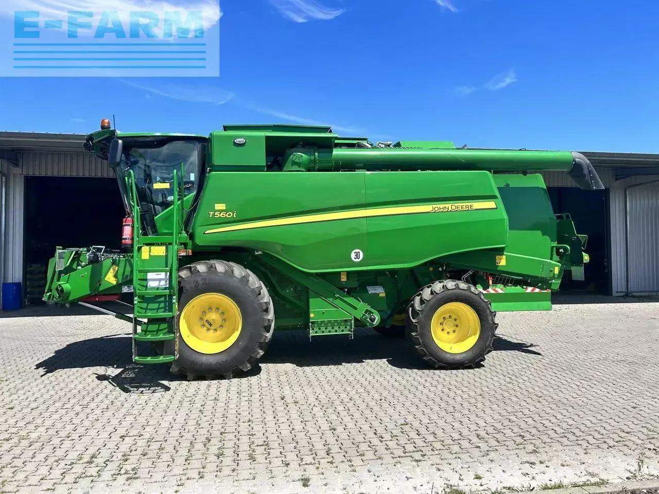 John Deere t560 - Biçerdöver: fotoğraf 1 John Deere t560 - Biçerdöver: fotoğraf 1
