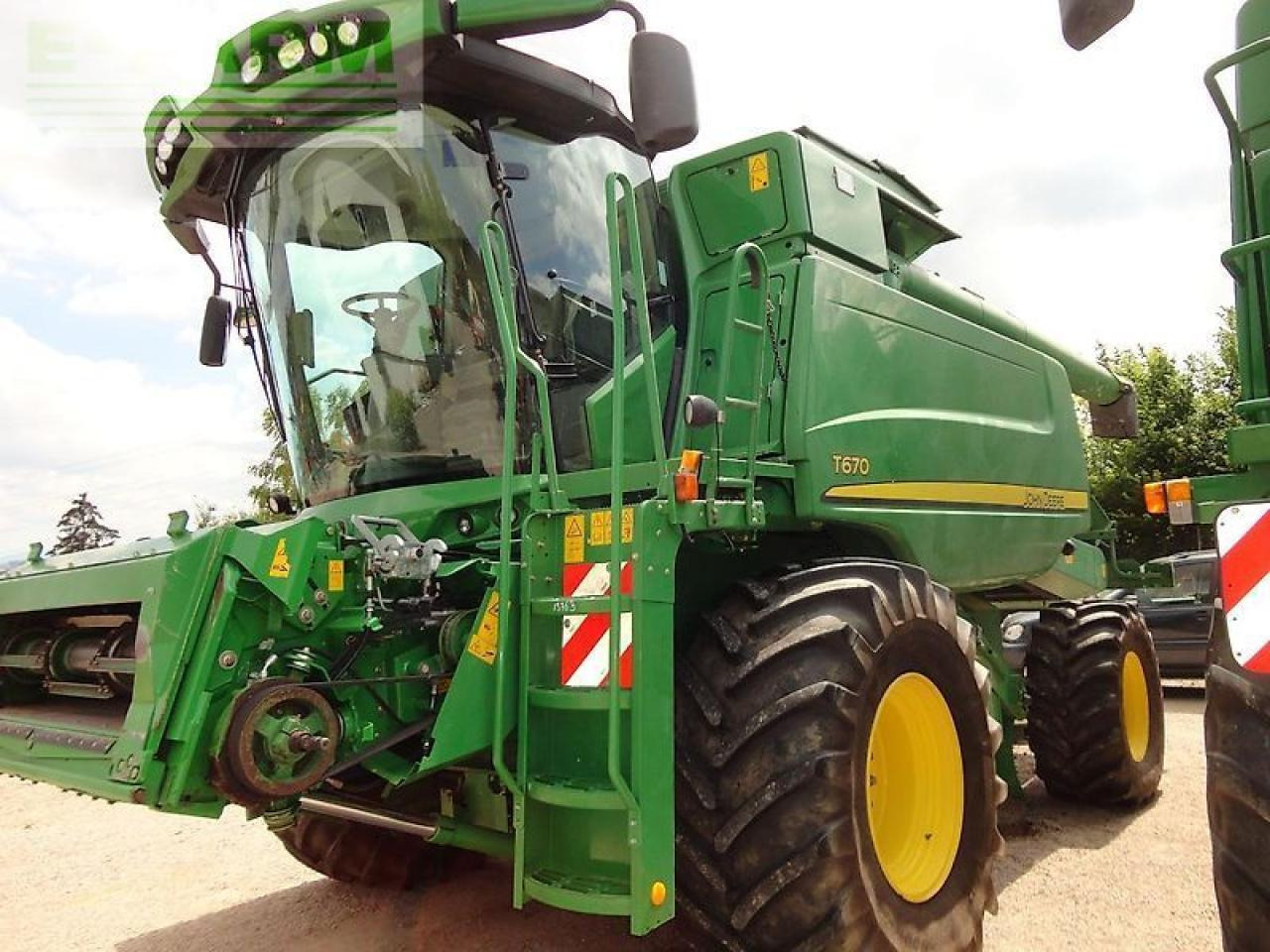 John Deere t670 - Biçerdöver: fotoğraf 3 John Deere t670 - Biçerdöver: fotoğraf 3