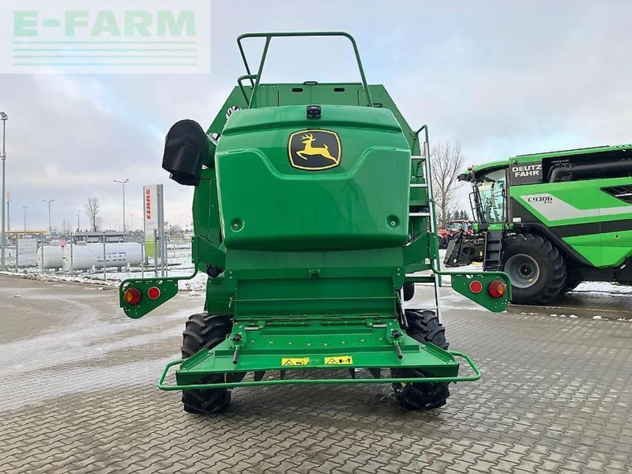 John Deere w330 - Biçerdöver: fotoğraf 4 John Deere w330 - Biçerdöver: fotoğraf 4