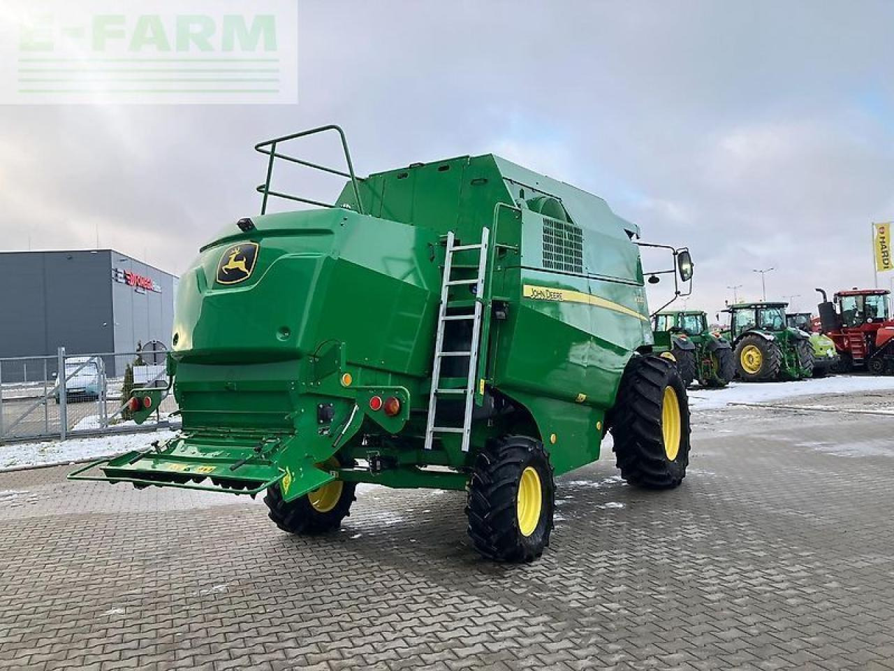John Deere w330 - Biçerdöver: fotoğraf 3 John Deere w330 - Biçerdöver: fotoğraf 3