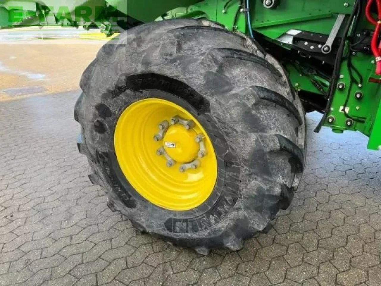 John Deere x9-1100 - Biçerdöver: fotoğraf 4 John Deere x9-1100 - Biçerdöver: fotoğraf 4
