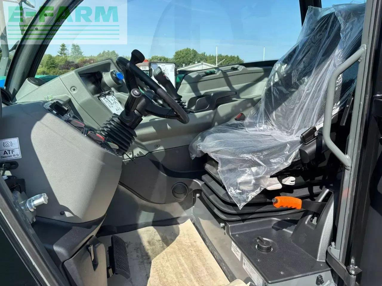 Kramer kt407 - Teleskopik yükleyici: fotoğraf 4 Kramer kt407 - Teleskopik yükleyici: fotoğraf 4