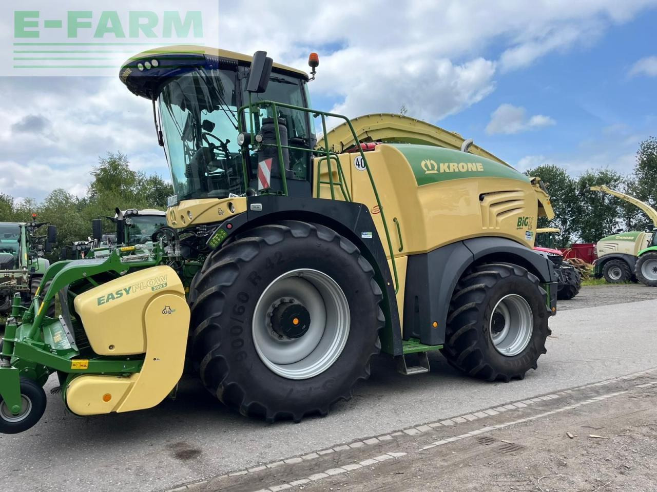 Krone Big X 630 - Silaj makinesi: fotoğraf 3 Krone Big X 630 - Silaj makinesi: fotoğraf 3