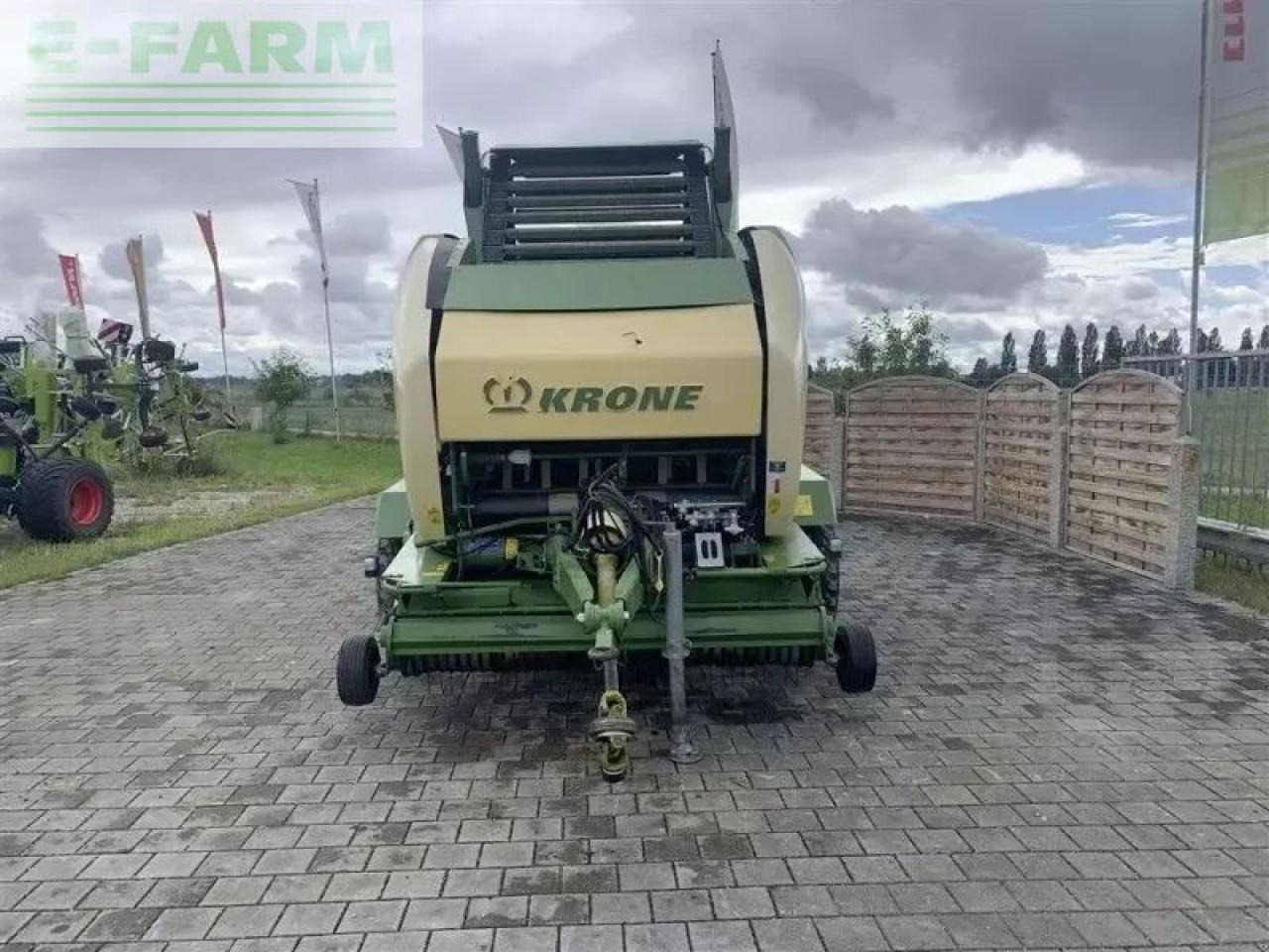 Krone comprima cf 155 xc - Kare balya makinesi: fotoğraf 2 Krone comprima cf 155 xc - Kare balya makinesi: fotoğraf 2