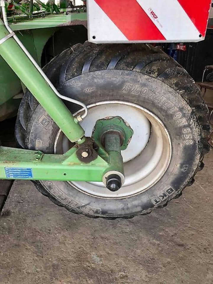 Krone easy cut 6210 cv - Çayır biçme makinesi: fotoğraf 5 Krone easy cut 6210 cv - Çayır biçme makinesi: fotoğraf 5