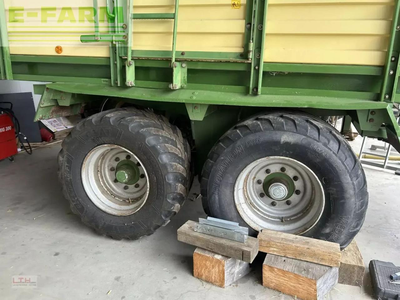 Krone titan r 48 gd - Silaj römorku: fotoğraf 2 Krone titan r 48 gd - Silaj römorku: fotoğraf 2