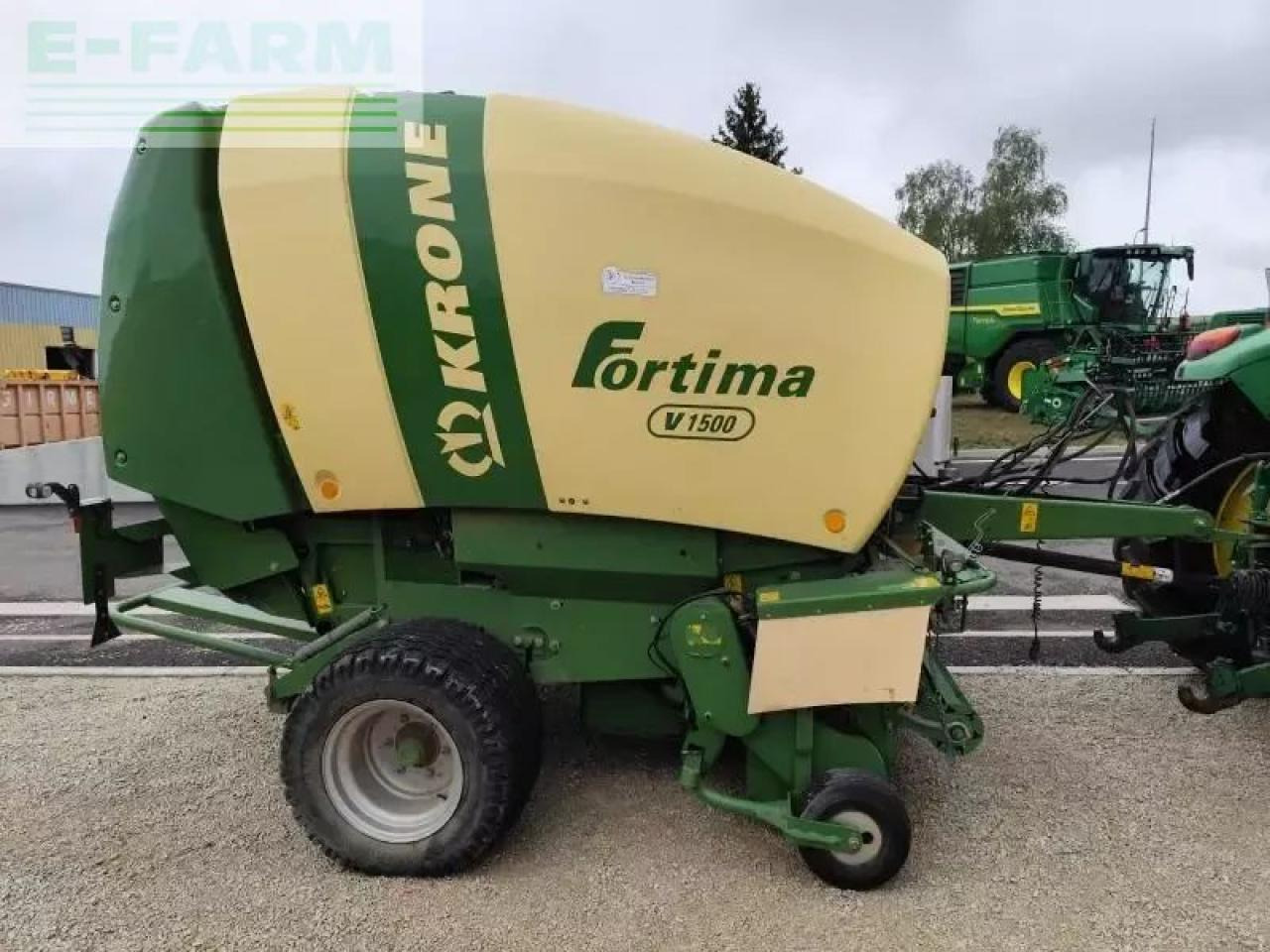 Krone v 1500 - Kare balya makinesi: fotoğraf 3 Krone v 1500 - Kare balya makinesi: fotoğraf 3