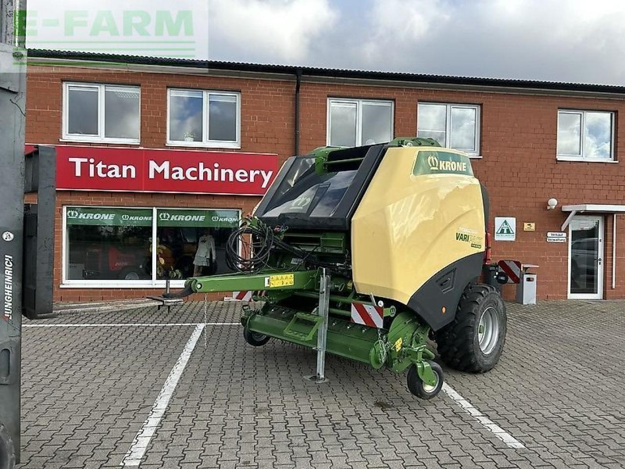 Krone varipack v 190 xc plus - Kare balya makinesi: fotoğraf 1 Krone varipack v 190 xc plus - Kare balya makinesi: fotoğraf 1