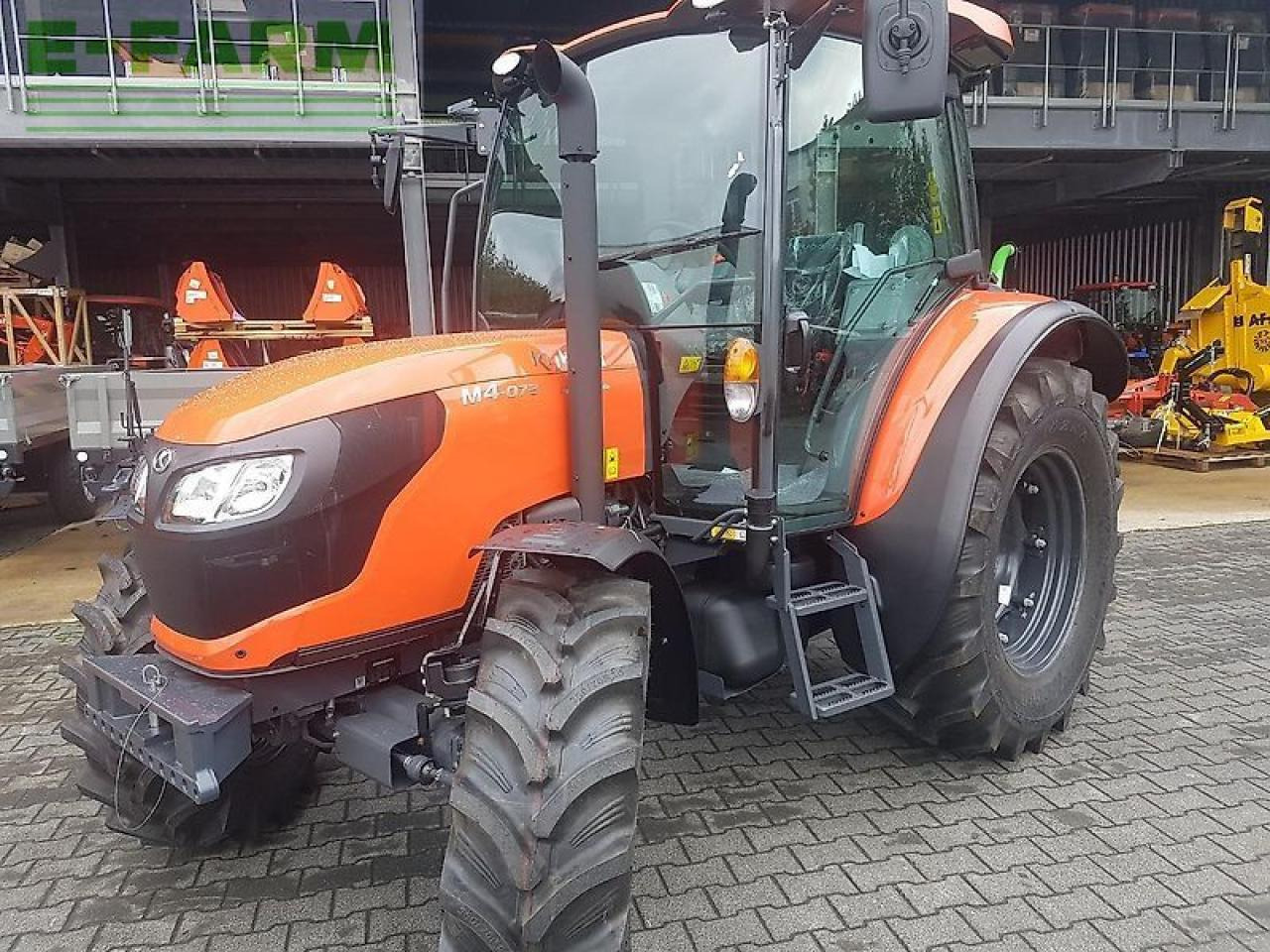 Kubota m4-073cab winterdienstpaket - Traktör: fotoğraf 1 Kubota m4-073cab winterdienstpaket - Traktör: fotoğraf 1