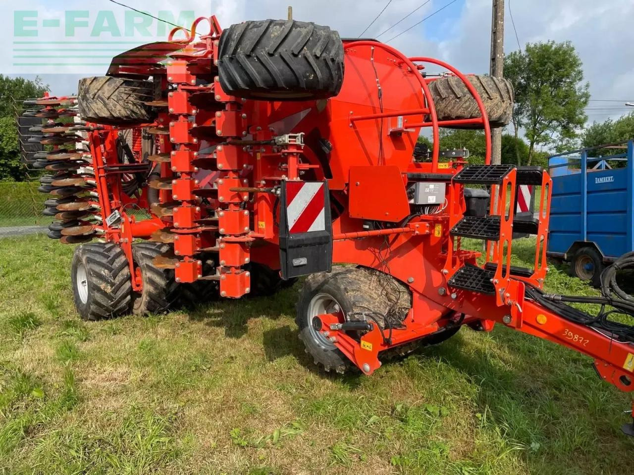 Kubota sc 1401 cf - Hassas ekim makinesi: fotoğraf 1 Kubota sc 1401 cf - Hassas ekim makinesi: fotoğraf 1