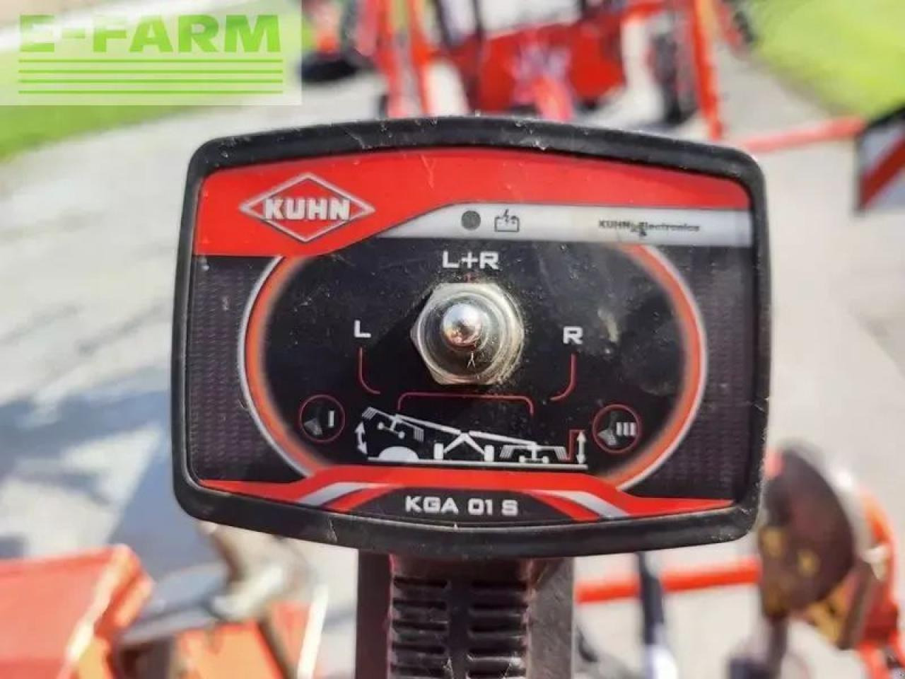 Ot toplama tırmığı Kuhn ga7501+ 2-kreisel-mittelschwader: fotoğraf 10