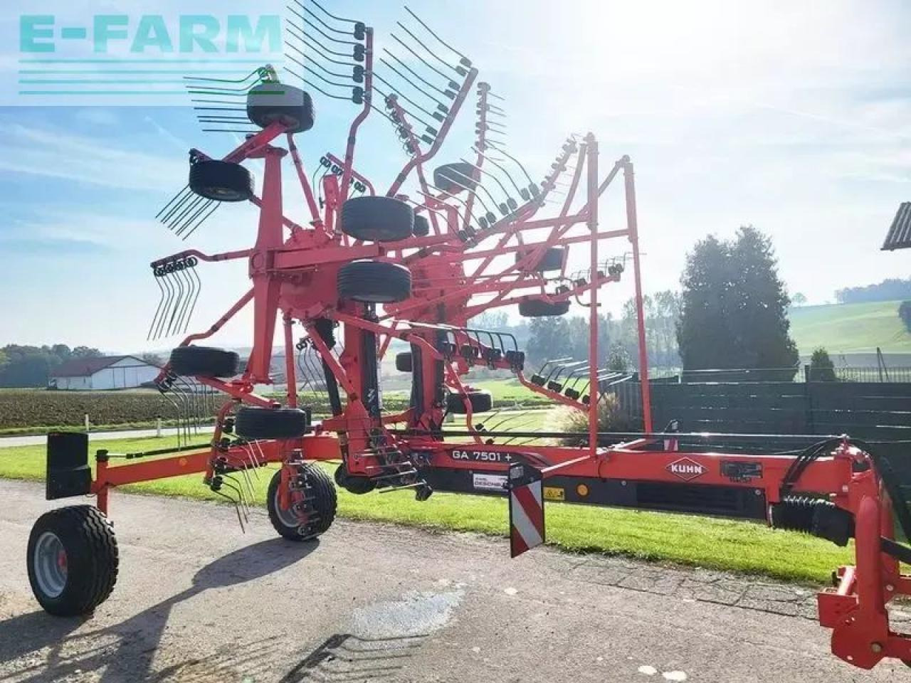 Kuhn ga7501+ 2-kreisel-mittelschwader - Ot toplama tırmığı: fotoğraf 2 Kuhn ga7501+ 2-kreisel-mittelschwader - Ot toplama tırmığı: fotoğraf 2