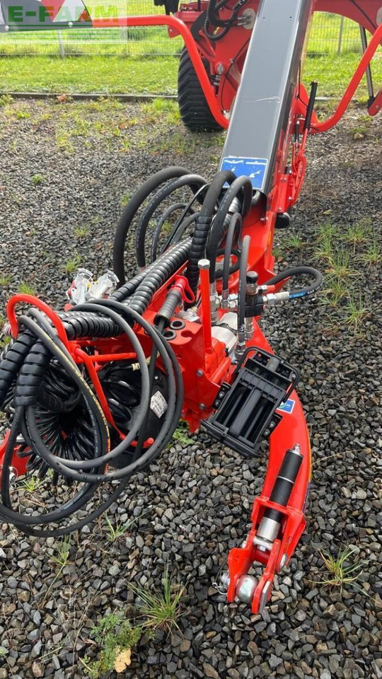 Kuhn merge maxx 950 bandschwader - Ot toplama tırmığı: fotoğraf 4 Kuhn merge maxx 950 bandschwader - Ot toplama tırmığı: fotoğraf 4