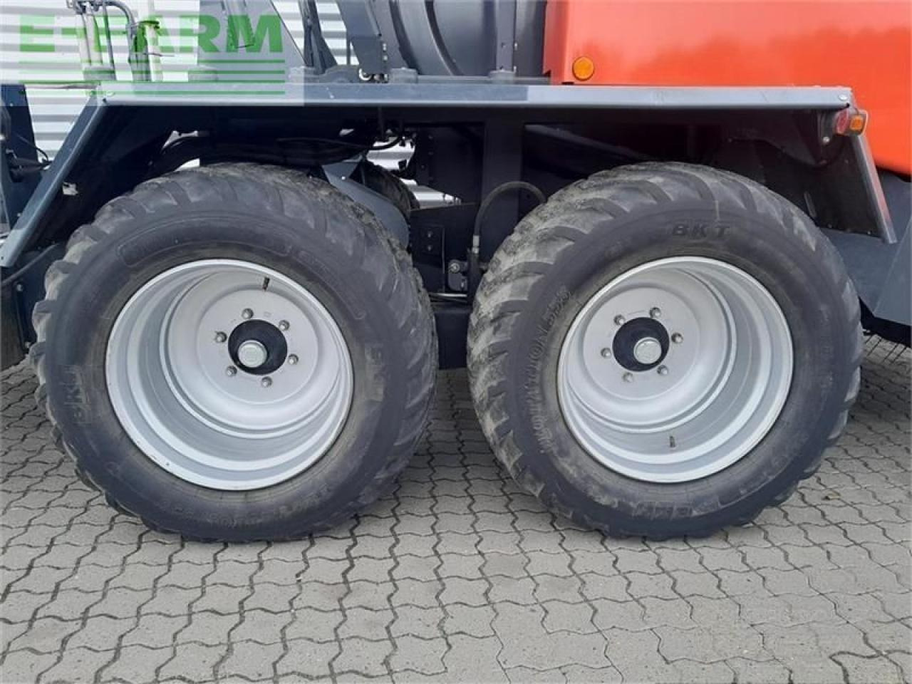 Kuhn vbp 2190 - Kare balya makinesi: fotoğraf 4 Kuhn vbp 2190 - Kare balya makinesi: fotoğraf 4