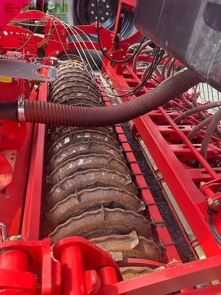 Kverneland e-drill maxi - Ekim makinesi: fotoğraf 5 Kverneland e-drill maxi - Ekim makinesi: fotoğraf 5